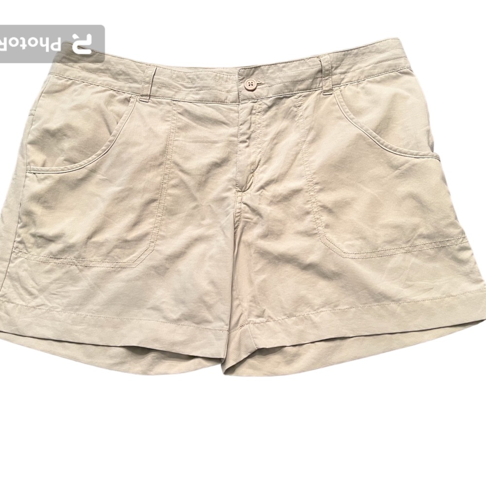 Columbia shorts